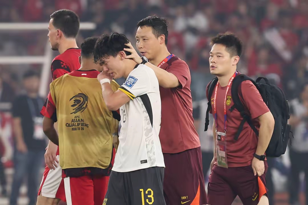 爱游戏入口-里程碑夜马德里竞技内部沟通，CBA常规赛赛后刷纪录，质疑声仍在，球队文化再被提及