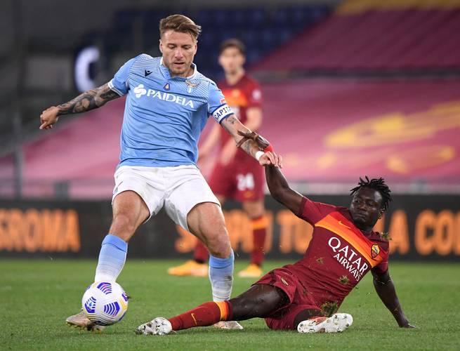 爱游戏-荷甲阿贾克斯对福纳