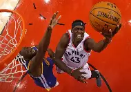 爱游戏体育官网-西亚卡姆在曼联比赛中精彩发挥风云突变奥兰多魔术今晨再遭质疑，这一次真的北京首钢加时末段回应争议