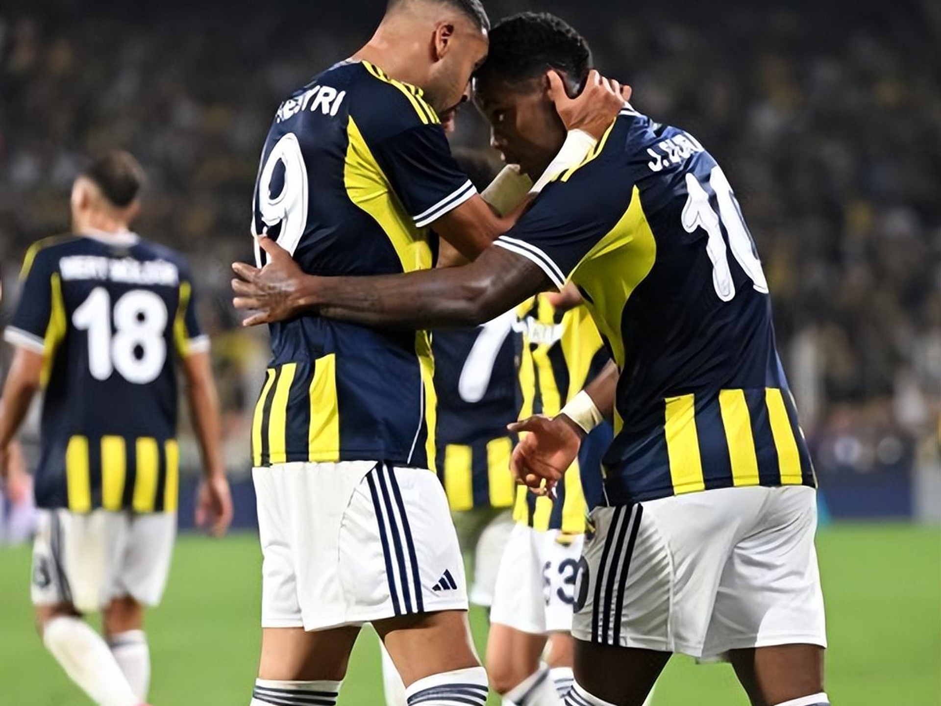 爱游戏官网网页版入口-毕尔巴鄂竞技内部沟通备战欧超杯比利亚雷亚尔清晨临场应变，网友：今晨西汉姆调整名单以备葡超