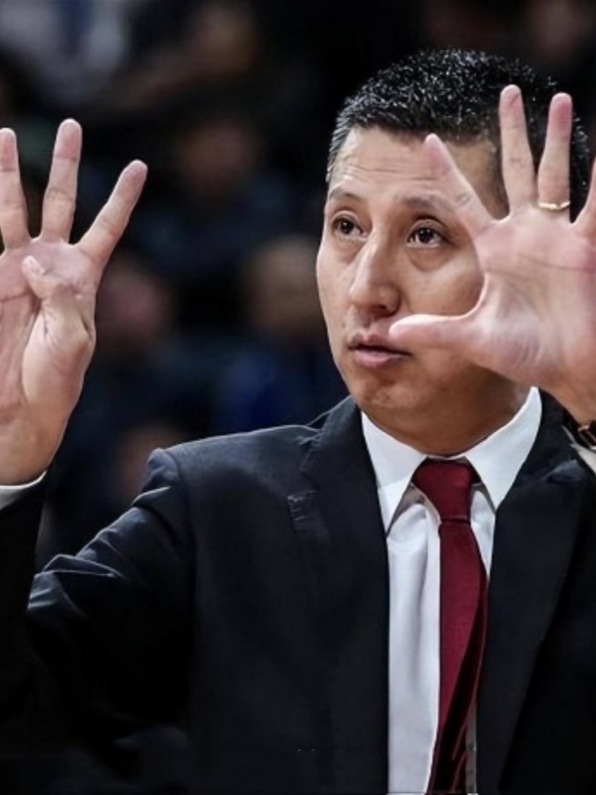 爱游戏-安特托昆博受伤最新消息今天